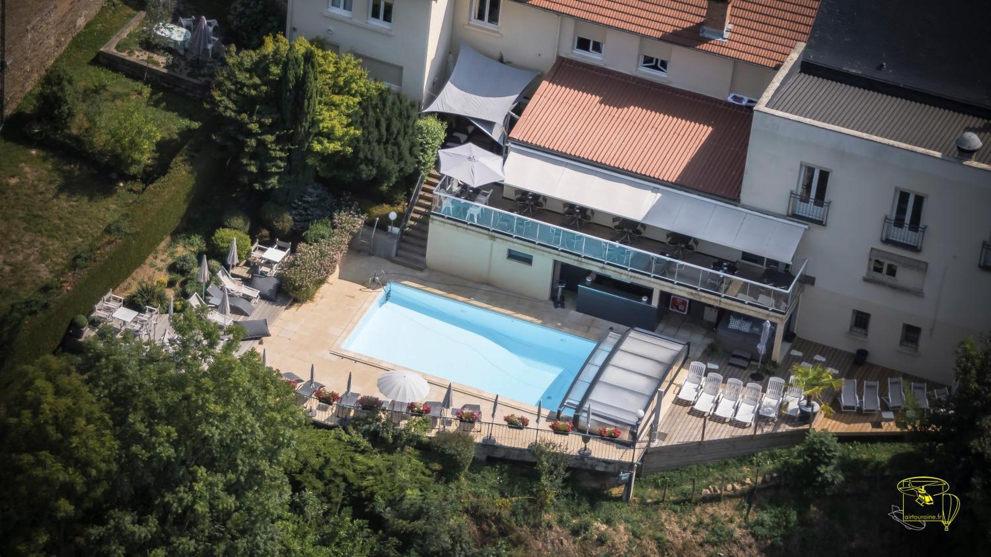 Logis Hotel Auberge De L'Etang Magnac-Bourg Bagian luar foto