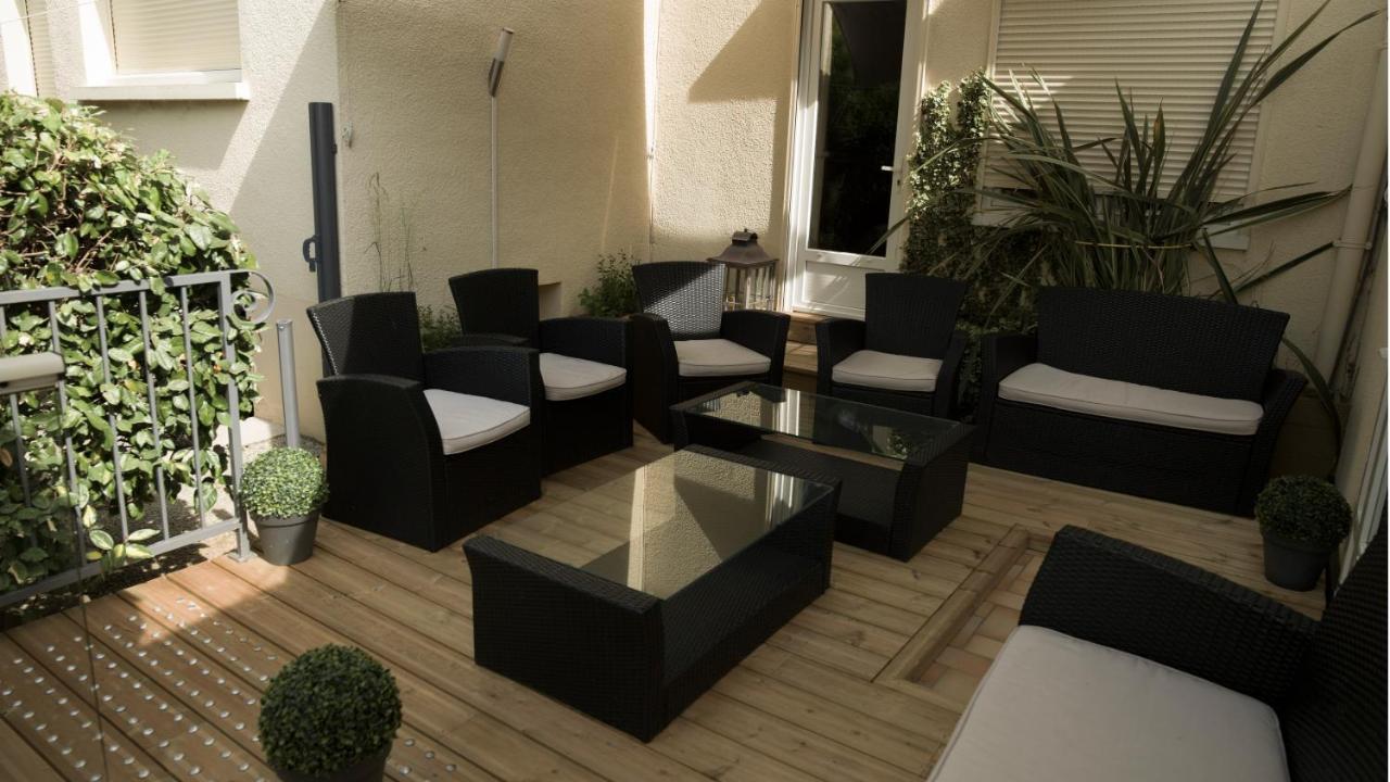 Logis Hotel Auberge De L'Etang Magnac-Bourg Bagian luar foto